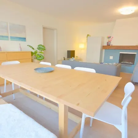 Point Break Apartment *